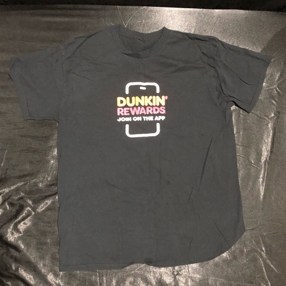 Black and White Short Sleeve Tee with Canoe Graphic Dunkin’